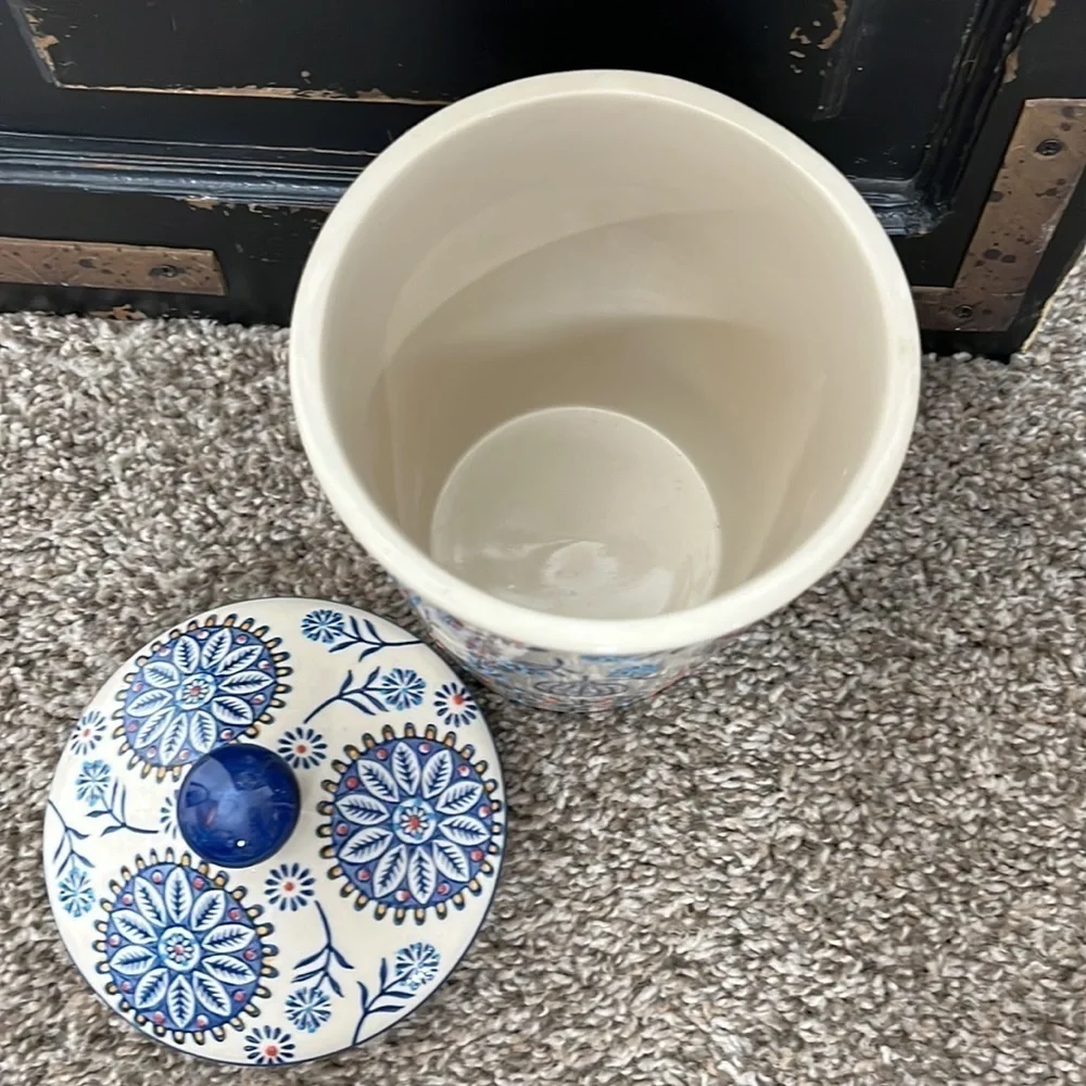Ceramic hand painted Talavera-Floral Design jar